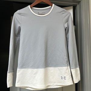 Youth Large Under Armour long sleeve shirt.  Condition is great!
